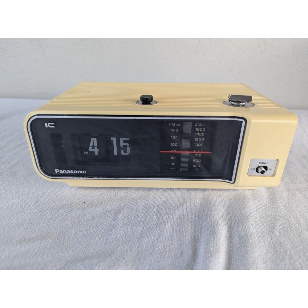 VTG Panasonic RC-6003 Flip Clock AM/FM Radio (Works, See Video for Alarm)